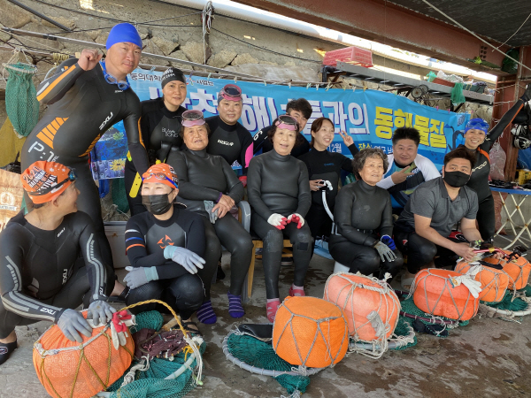[부산일보] 동의대 한일해녀연구소, 남천 해녀와 동행물질 2차 체험